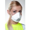 respirator FFP2 refil bílý s ventilkem na obličeji