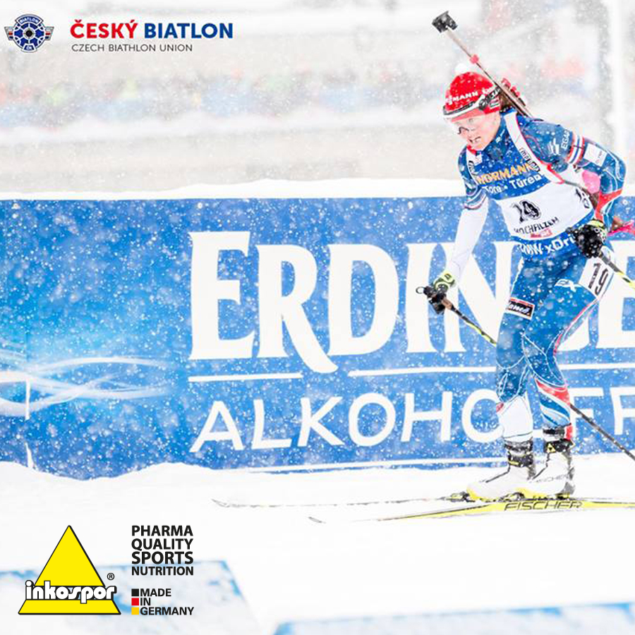 Veronika Vítková dnes slaví narozeniny :)