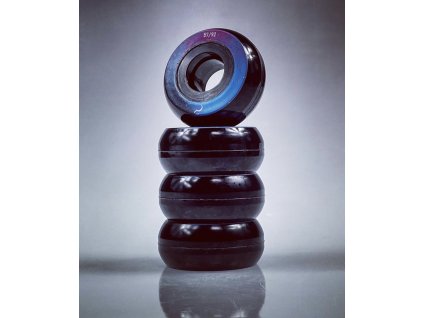 558 kolecka ground control ur galaxy black 57mm 92a 4ks