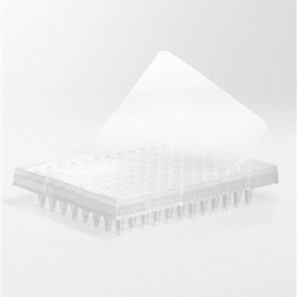 Adhezivní fólie pro qPCR destičky s vyvýšeným okrajem (karton 100 ks)