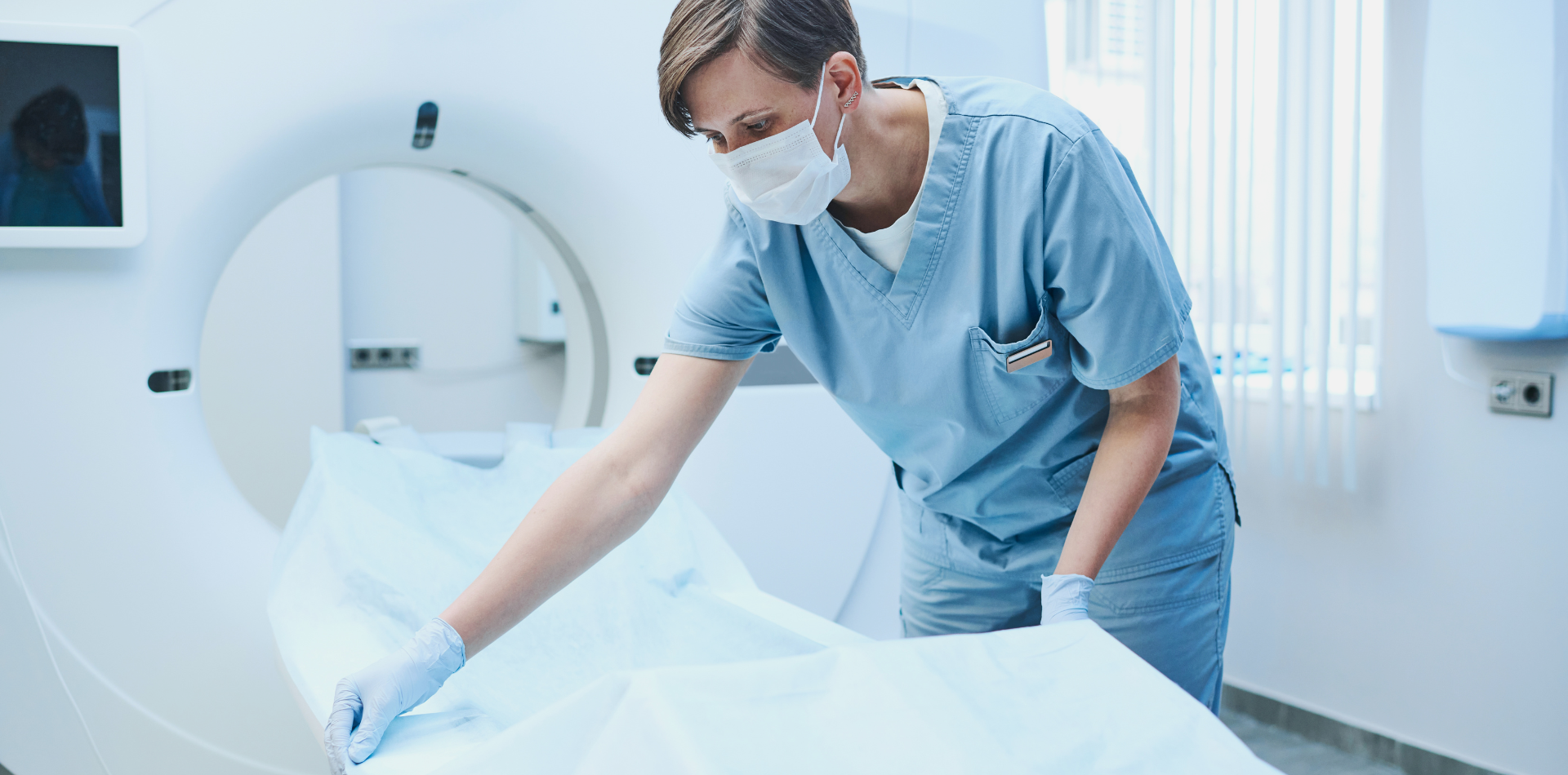 Všetko o jednorazových prestieradlách a papierových podložkách