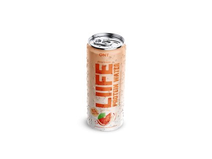 QNT Liife Protein Water – Krvavý pomeranč & ženšen, 330 ml. Šumivá proteinová voda bez cukru s 10 g syrovátkového proteinu a osvěžující citrusovou chutí.