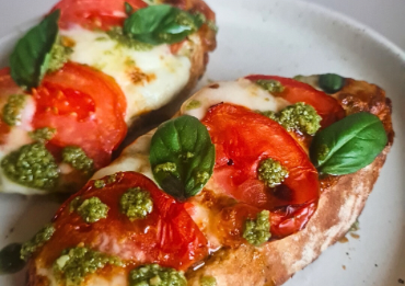 chlebik-caprese