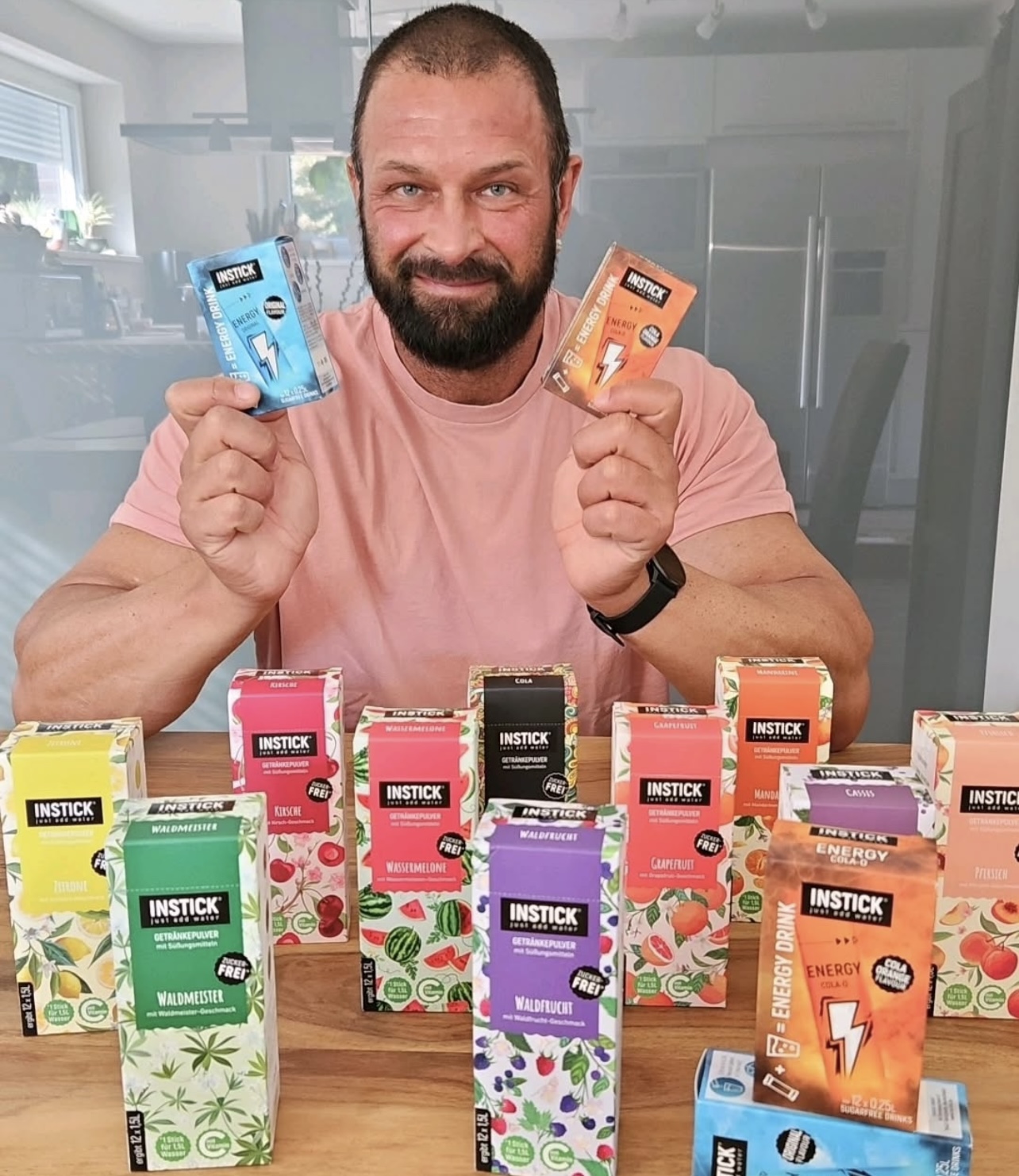 Keto nápoje bez cukru – ľadové čaje, ovocné príchute, bylinky a energy