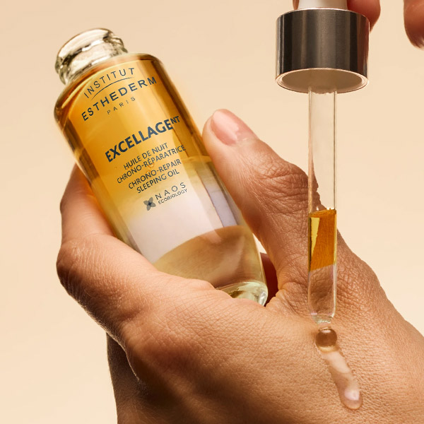 Jaké výhody má EXCELLAGENT Regenerační noční olej na pleti?