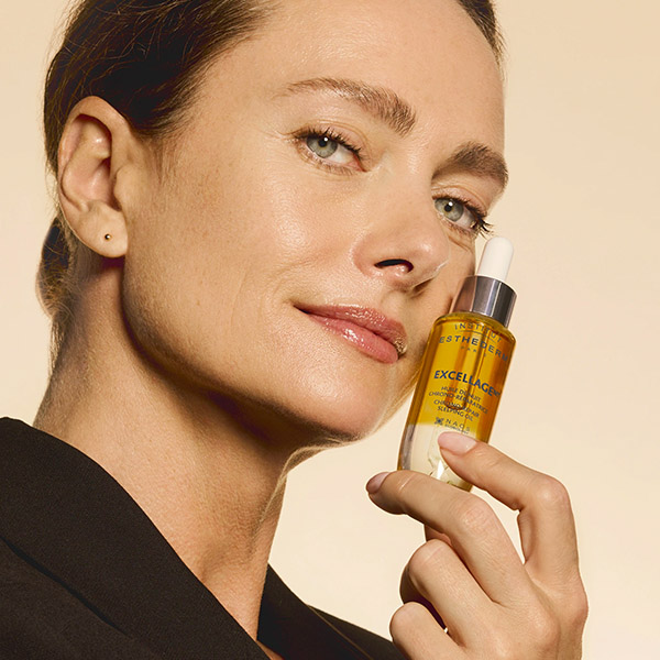 Proč je ráno a večer nezbytná kompletní péče o pleť?