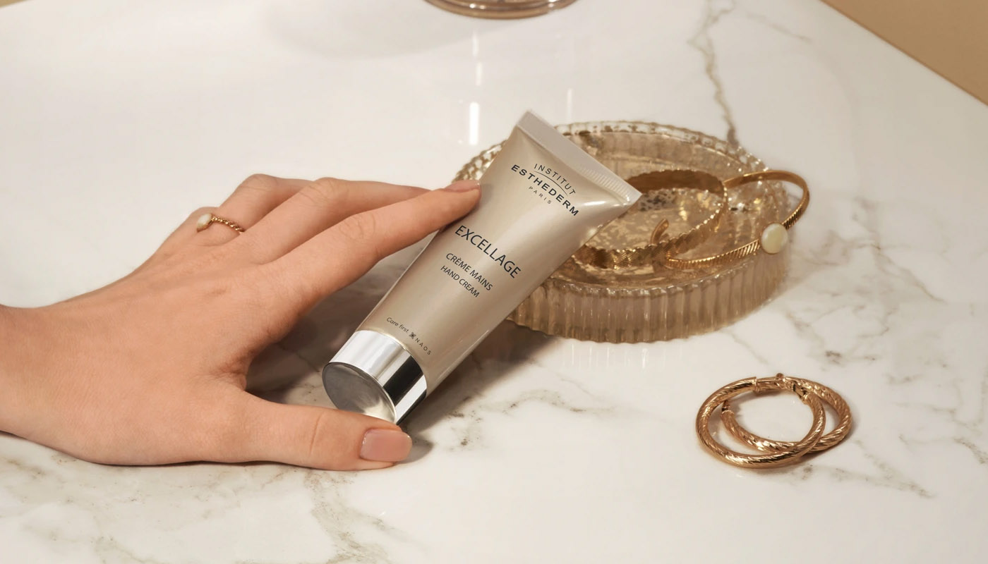 Excellage_hand_cream_Body