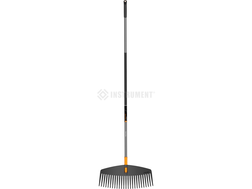 1076976 Ergonomic Leaf rake XL 50pct 300dpi