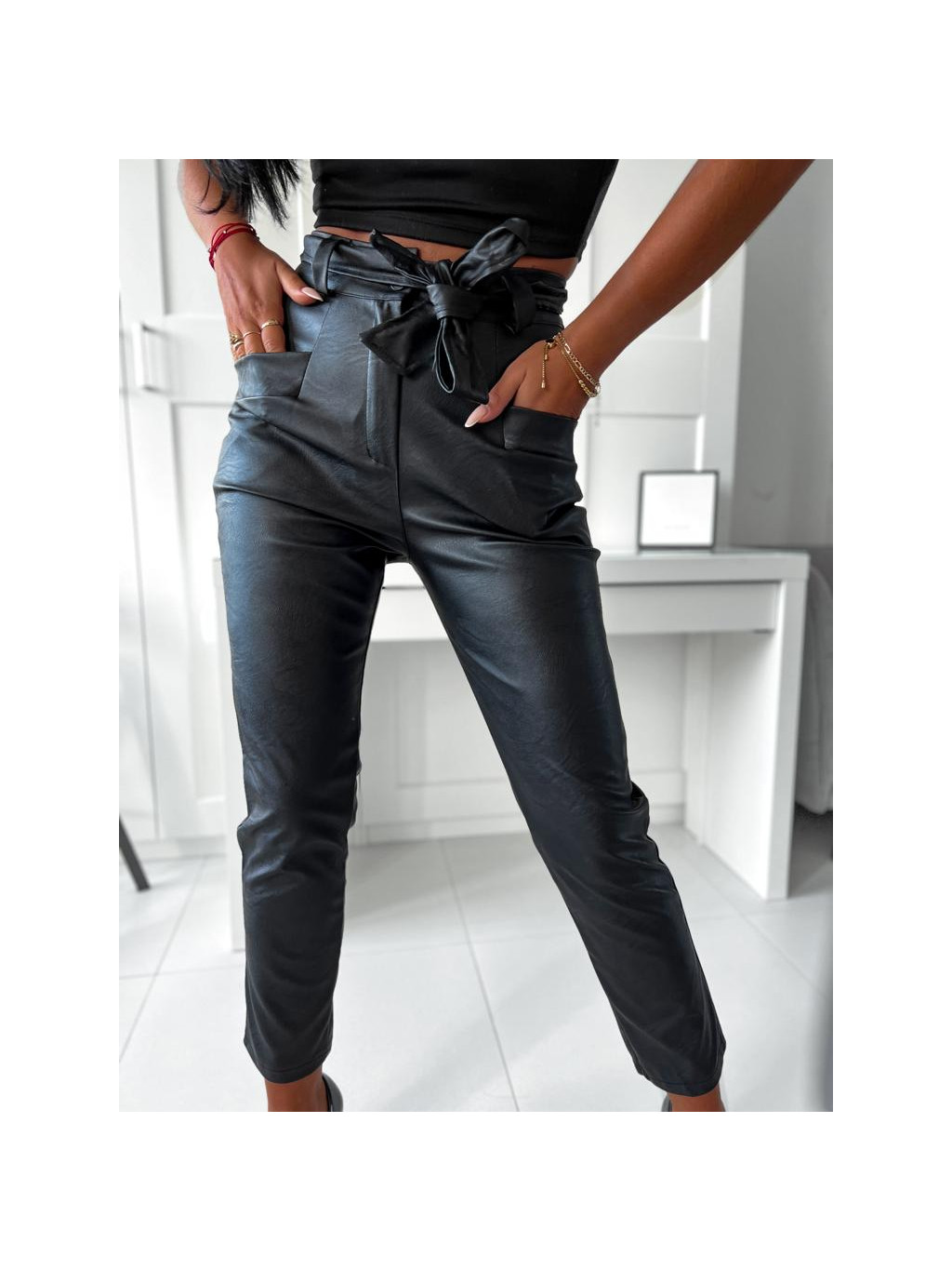 Koženkové nohavice s vysokým pásom Tringa - čierne1