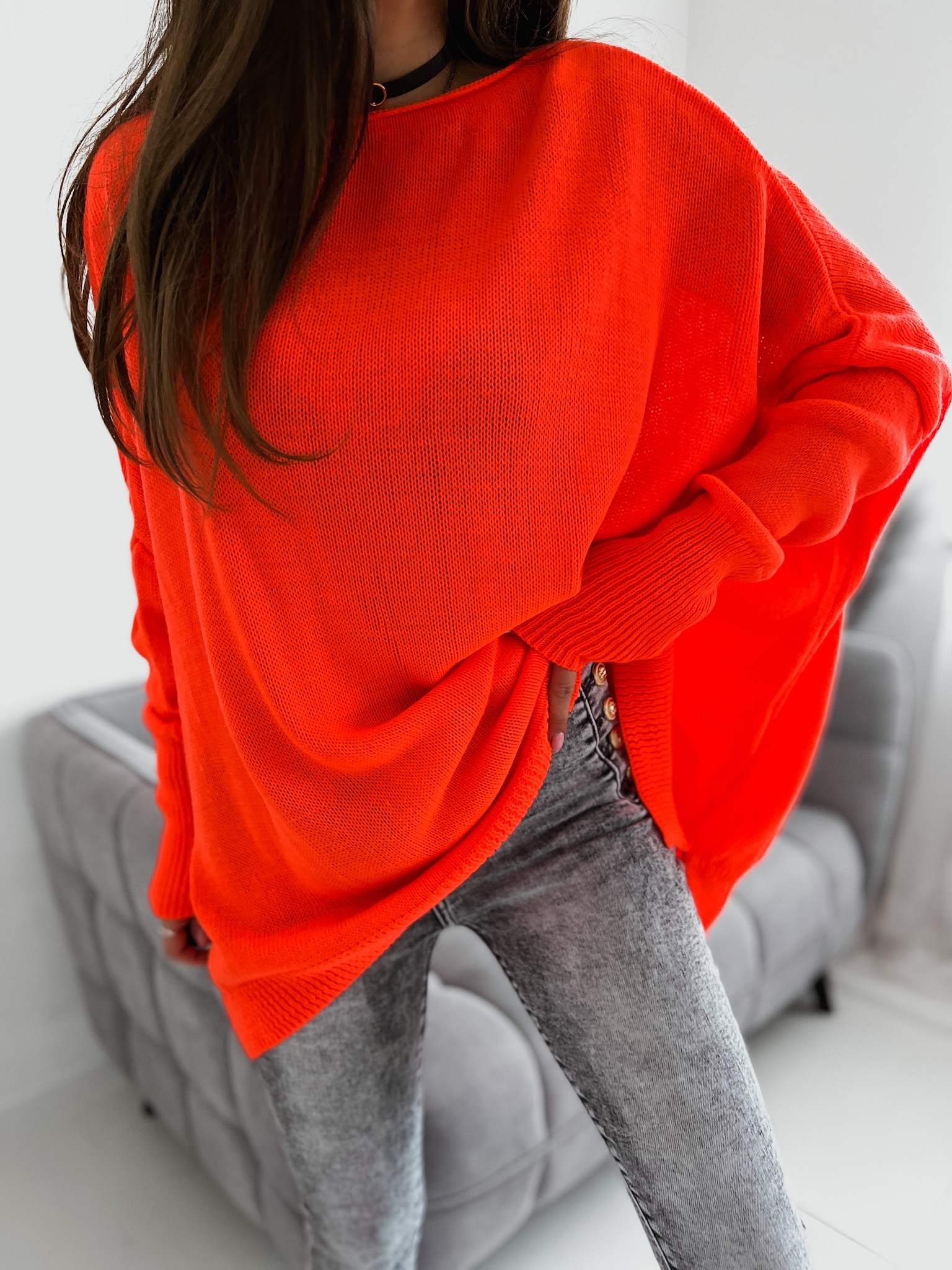 Oversize sveter Vanessa – neónovo oranžový Veľkosť: Univerzálna