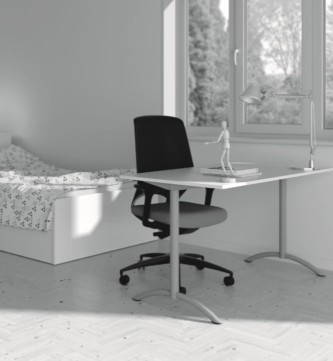 Nový školní rok s novým psacím stolem 