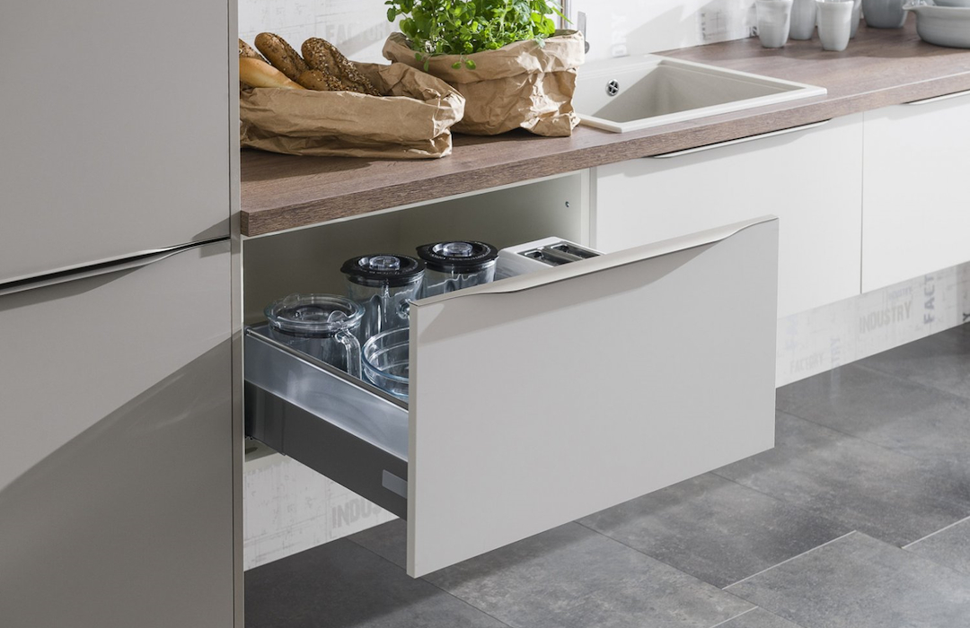 Minimalistické a nadčasové hranové úchytky