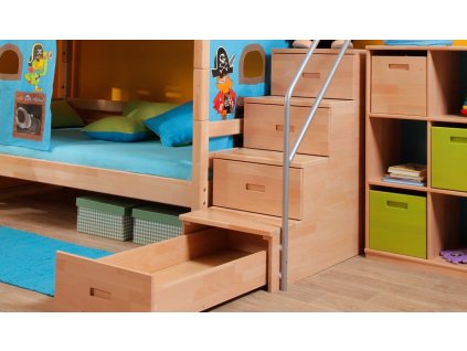 Schody k palandě nízké D105, masiv smrk (Výběr provedení - moření 2. Moření na bílo (výroba 6-8 týdnů ))