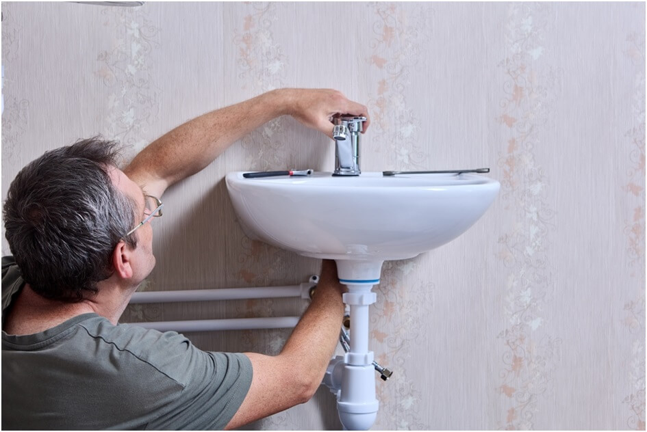 Vaša stojanková batéria doslúžila? Vymeňte ju svojpomocne