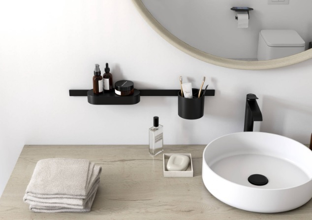 Organizácia a poriadok: Praktické úložné doplnky do kúpeľne