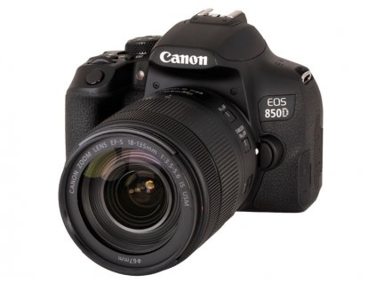 Canon EOS 850D + 18-135mm IS USM