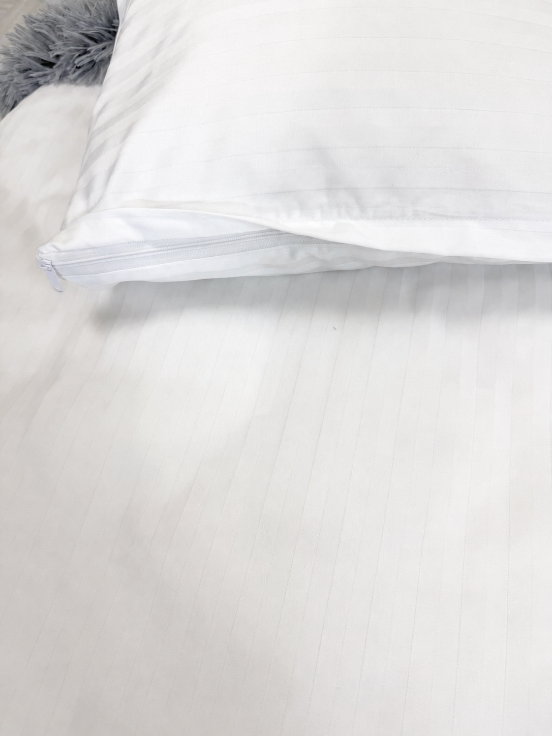 Detail damaškovej bavlny Premium s jemným prúžkom