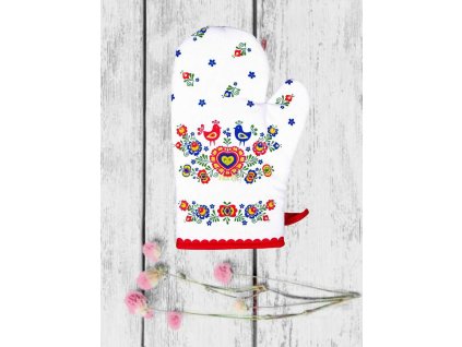 CHŇAPKA KUCHYNSKÁ, FOLKLÓR, ČERVENÁ