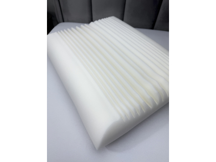 Anatomický vankúš Aloe Vera 30x70/10 cm – profilovaná PUR pena