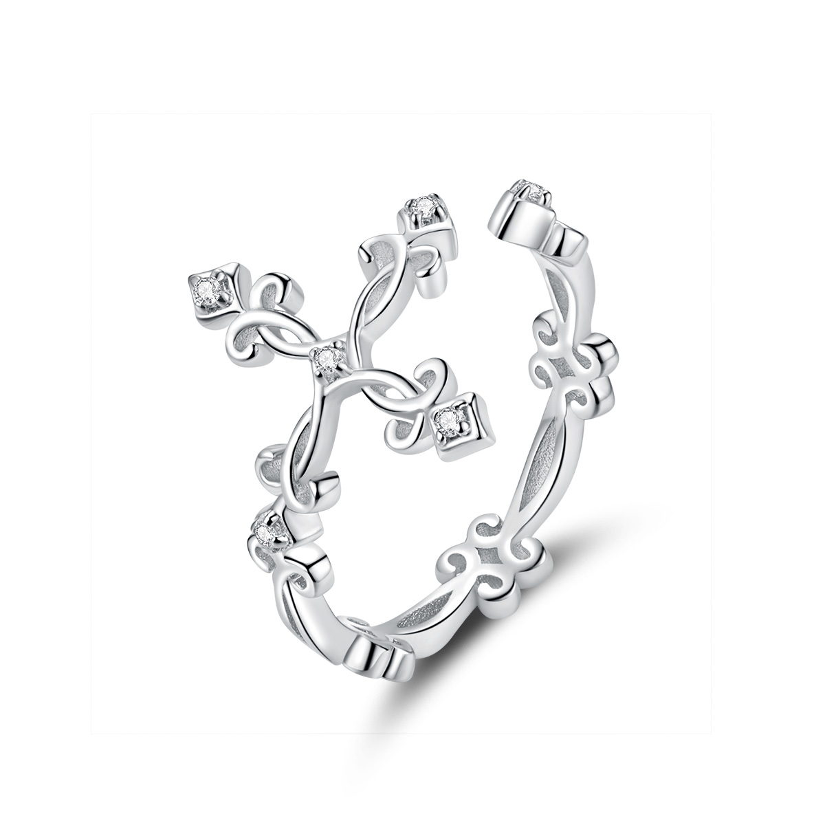 Levně Linda's Jewelry Stříbrný prsten Goticky Kříž a Filigrán Ag 925/1000 IPR085