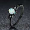 stribrny-prsten-oval-opal-cerny-ag-925-1000-pozadi5