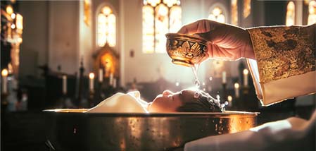 Darček ku krstu novorodenca - tradičná aj moderná inšpirácia