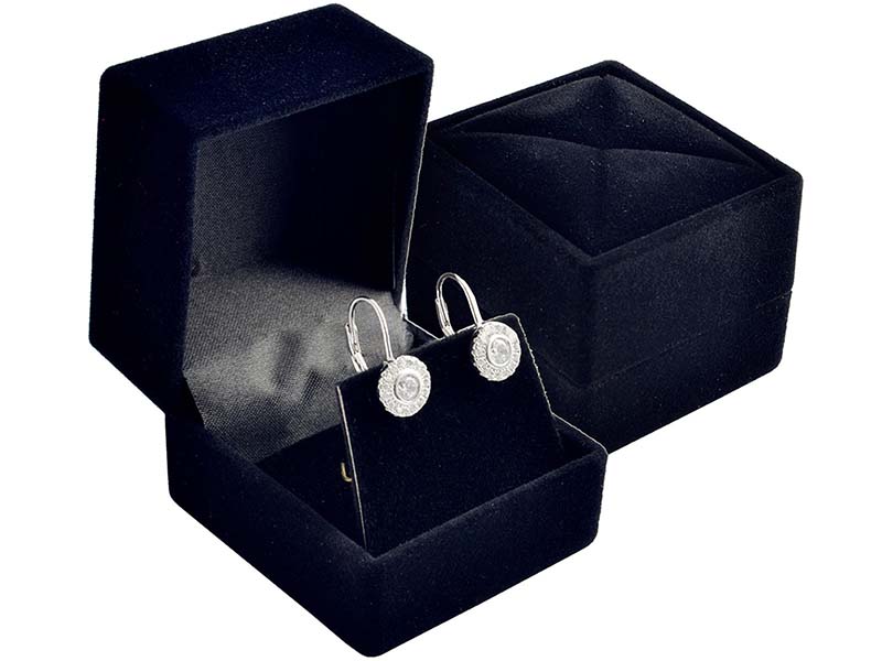 E-shop JKBOX Zamatová čierna krabička Šarm na malú sadu šperkov IK059