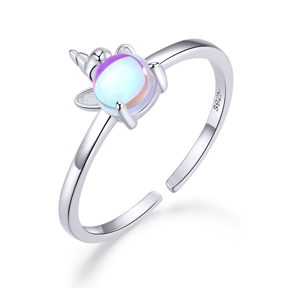 E-shop Linda's Jewelry Strieborný prsteň Cute Unicorn Ag 925/1000 IPR054