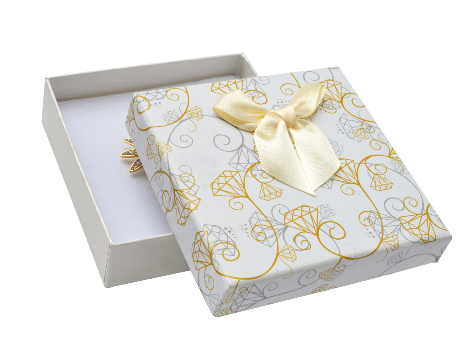 E-shop JKBOX Krémová papierová krabička s mašľou Diamonds na strednej sadu šperkov IK004