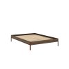 Dřevěná postel CORE 140x200 cm tmavě hnědá rudé nohy