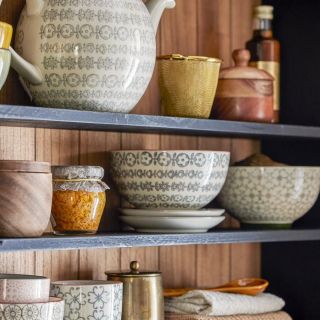 Kolekce CECILE od Bloomingville přináší jemné barvy, hravou glazuru a nadčasový skandinávský vibe, který doladí každý...