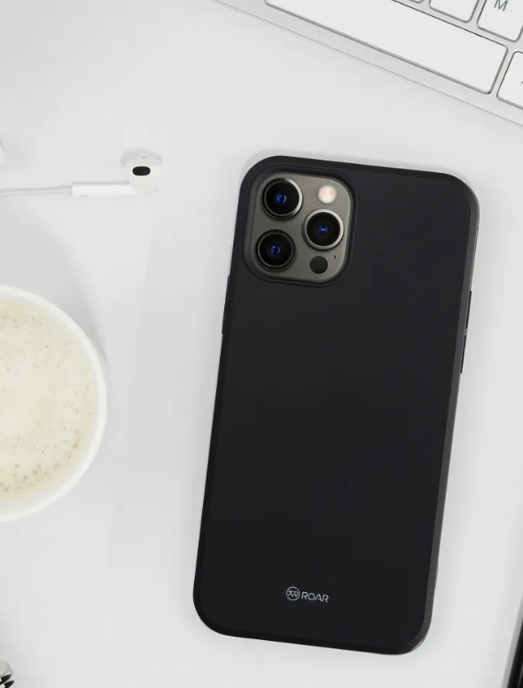 Jelly Case Roar pro iPhone 16 - Black (obrázek 3)