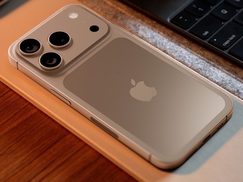 iPhone 17 Pro s novým designem byl spatřen během natáčení reklamy [FOTO]