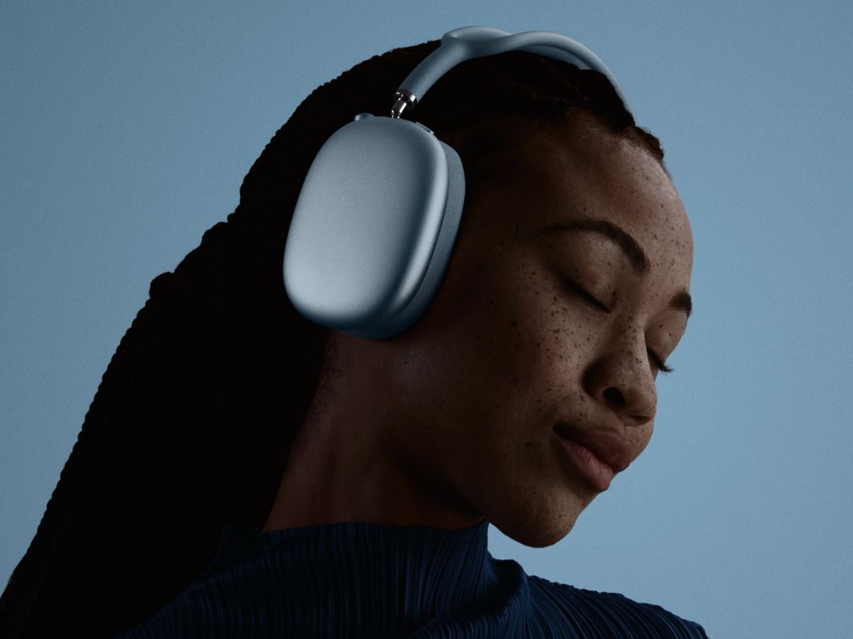 Nečekaně: Apple představila AirPods Max 2 s vylepšeným potlačením hluku a adaptivním zvukem