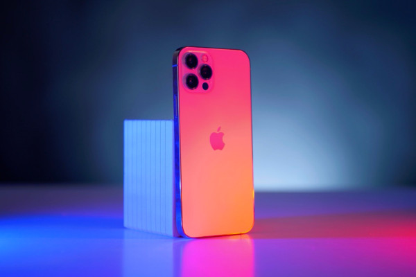 Výběr nejlepšího iPhonu v roce 2024: přehled současných modelů. Část 1