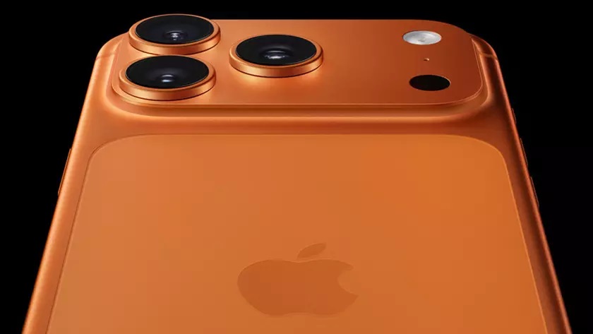 Nejdražší – nejoblíbenější: analytik zaznamenal obrovskou poptávku po iPhone 17 Pro Max