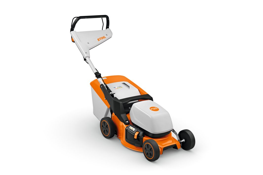 Stihl RMA 243.3 PLOTY a NÁŘADÍ S9 0