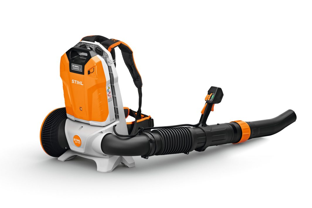 STIHL BGA 300 PLOTY a NÁŘADÍ S9 5