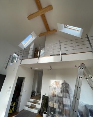 Bezpečnost a styl se spojily v naši realizaci zábradlí! Tento úchvatný desing zábradlí nejen dodává vašemu prostoru...