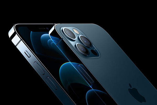 Apple iPhone 12 Pro Max je pokračovatelem velkých telefonů americké firmy