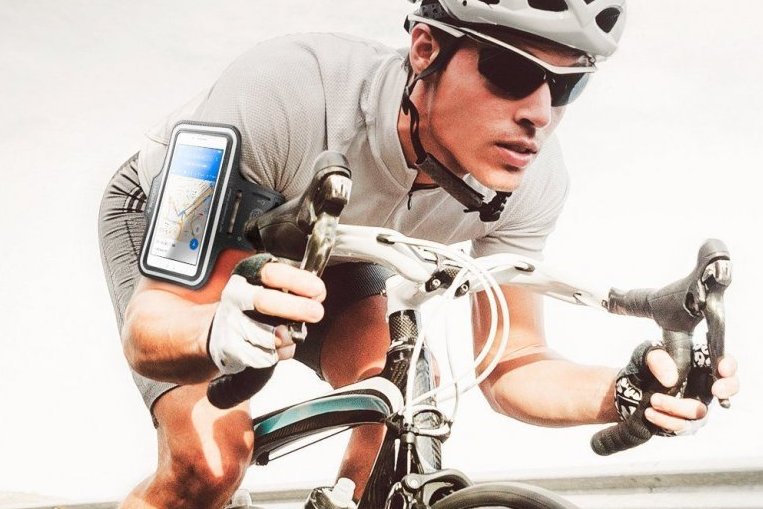 Sportovní pouzdro na mobil 6 palců pojme i jiné telefony, než jen iPhony