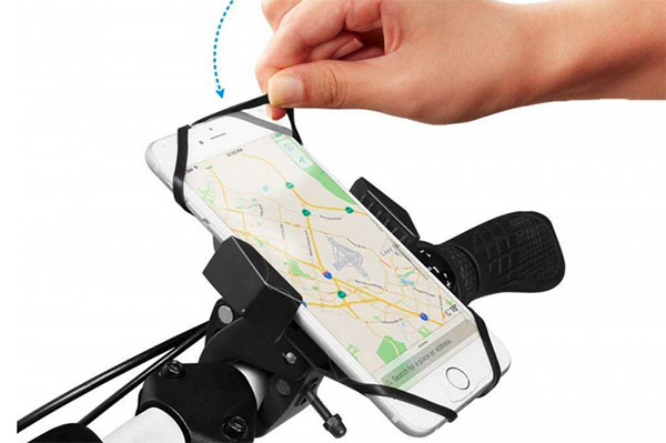 Držák na mobil na kolo využijete i na motorce nebo koloběžce
