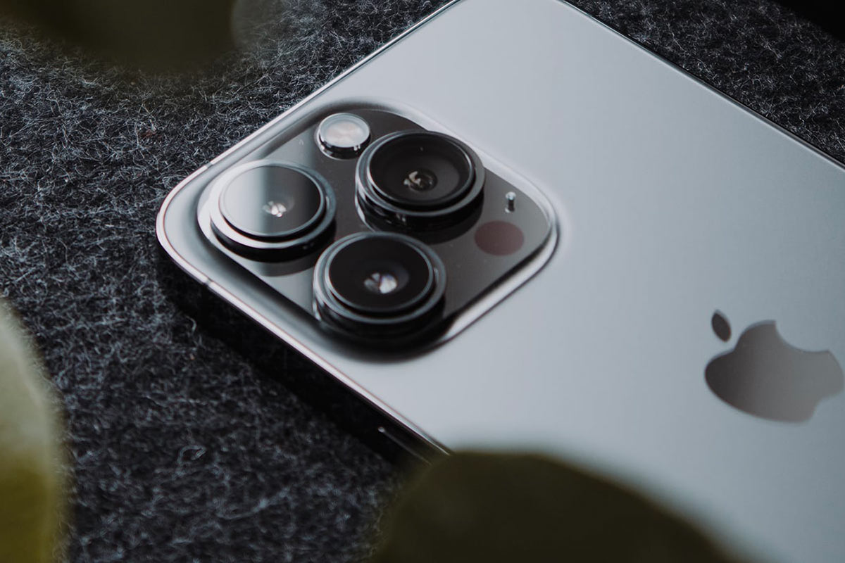 iPhone 13 odolnost je na stejné úrovni jako u předchozí generace, ukázal test