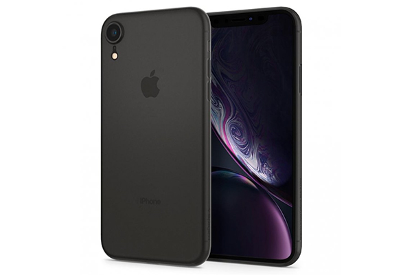 iPhone XR kryt potřebuje. Jeho skleněná záda se snadno rozbijí
