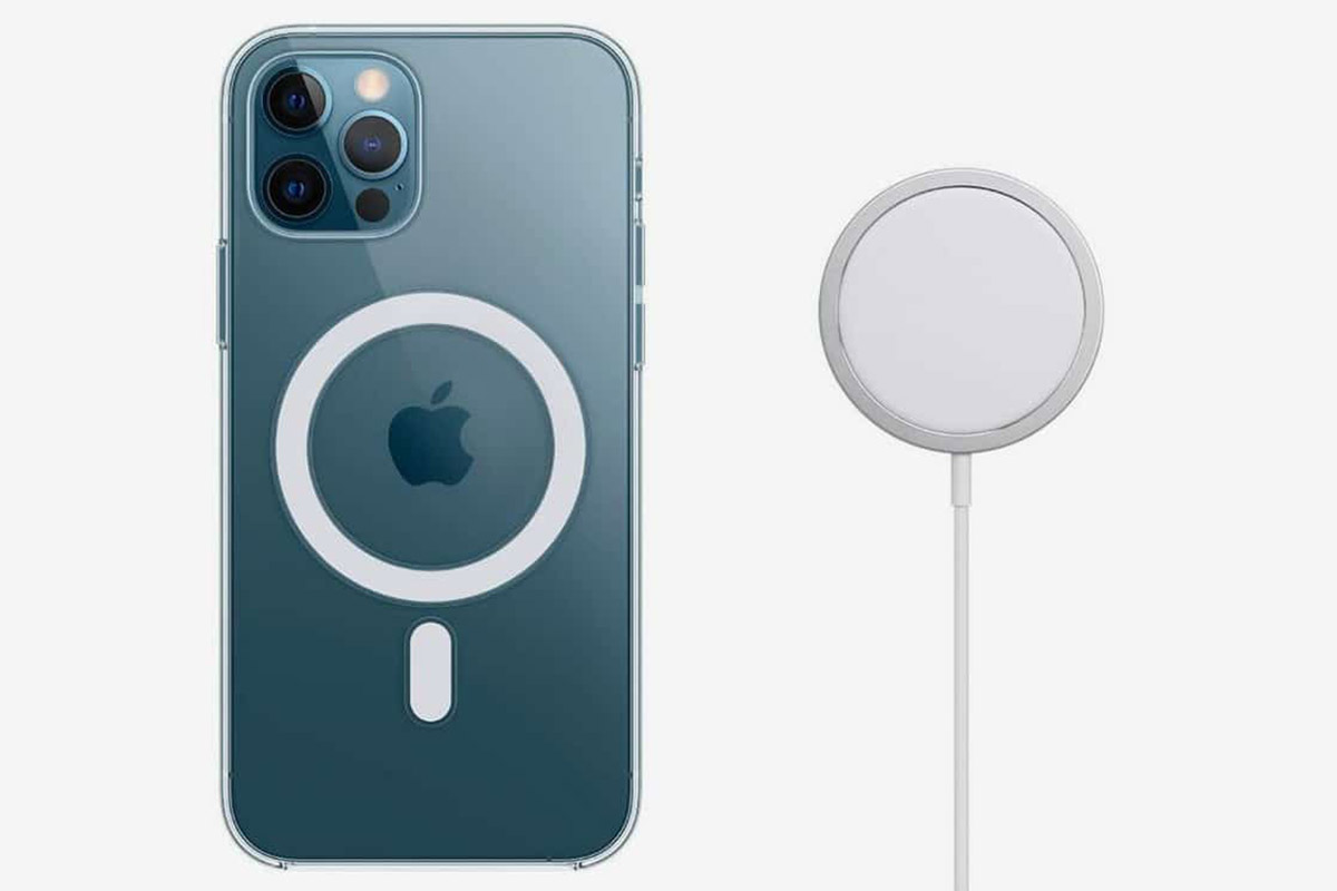 iPhone 13 MagSafe nabije i v ochranném pouzdru. Šikovná je pak powerbanka