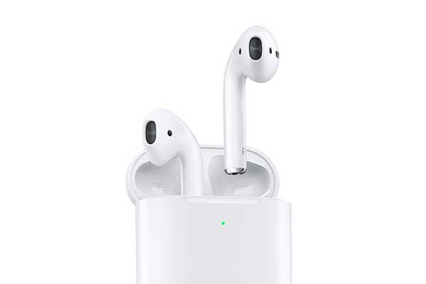 Obal na AirPods se hodí pro ochranu sluchátek i funkce navíc