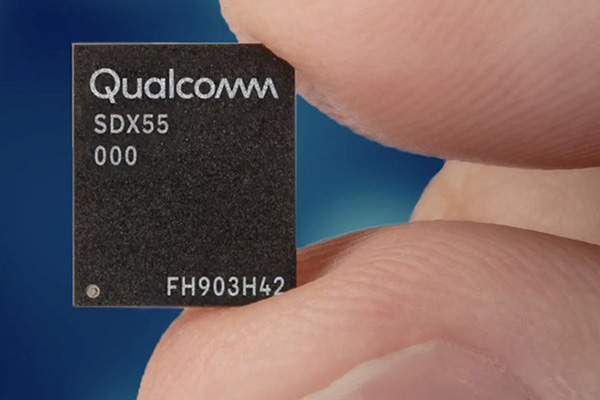 Telefony s 5G připojením budou běžné. Apple už takové letos plánuje a Tim Cook odpovídá