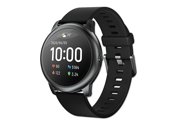 Xiaomi Haylou Solar LS05 černé barvení sluší. Hodinky jsou i vodotěsné