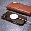 Kožený obal na iPhone 16 - iCarer, OilWax MagSafe Brown
