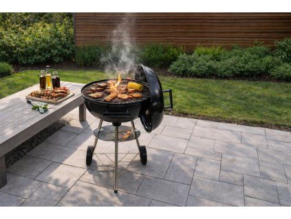 Gril na dřevěné uhlí BestBerg BBBQ-12B  / Ø 44 cm / černá